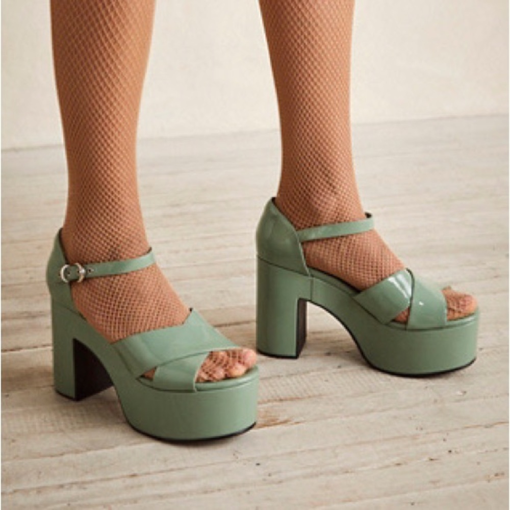 Jeffrey Campbell green Perkins Platform Sandals